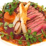 メゾン エメ・ヴィベール - ランチコース 5346円 の鴨胸肉のロティとフォアグラのフラン 甘酸っぱいソース