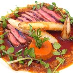 ランチコース 5346円 の鴨胸肉のロティとフォアグラのフラン 甘酸っぱいソース