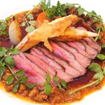 メゾン エメ・ヴィベール - ランチコース 5346円 の鴨胸肉のロティとフォアグラのフラン 甘酸っぱいソース