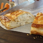 ビストロ ダイア - スズキ、オマールにホタテのムースが入ってます。シャロンソースで・・・