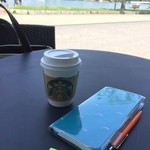 スターバックスコーヒー 福岡大濠公園店 - おはようございます。
                                お天気いいのでテラス席で珈琲いただきます。