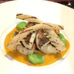 ラ カンパーニュ - *和歌山産ほうぼうのグリル トマトとバジルの温製ソース
      
      ほうぼうはふわっふわっでトマトのソースとマッチして白ワインがすすみました