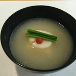 御料理 ひさまつ - 椀物 ホワイトアスパラのすりながし
      ２０１６年５月１４日