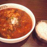 韓国料理 チェゴヤ - ユッケジャンスープ＆ご飯