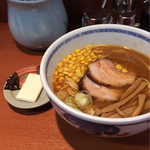 たけちゃんにぼしらーめん - 雪印バターと味噌ラーメン