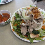 Bac Nam - レモンビーフサラダ