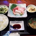 亀 - 【料理】刺身定食（税込1,300円）