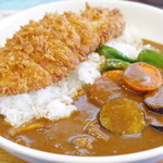 カレー専門店 KEN - カツカレーに野菜トッピング