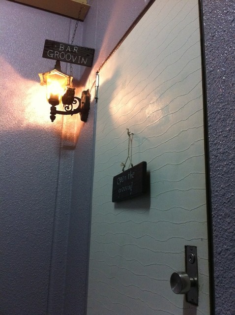 Bar groovin' photo 3