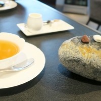 CORK - プティフール＆紅茶