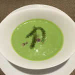 デュ ボン タン - グリンピースのスープ
                                蛸のの吸盤入り、海ぶどうを添えて