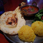 タンドールバル カマルプール - 大盛は、ライス２山