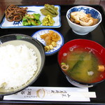 ドライブイン刈谷田 - 山菜盛り定食