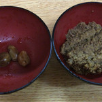 ラーメン二郎 - 漬けにんにくと『あの娘ぼくがキーマカレー作ったらどんな顔するだろう』100円