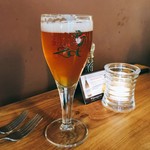 't Grillkasteeltje - ベルギービール　Burgse zot blond（4.5ユーロ）