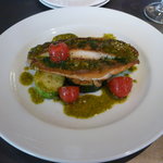 フチテイ ア ヴ - クジメのポワレ　バジルソース（ランチメイン）