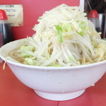ラーメン二郎 - 小ラーメン＋ヤサイニンニク