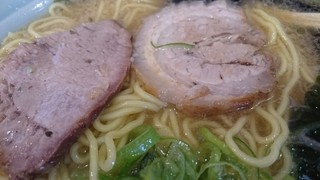 Ramen Shoppu - チャ－シュウは2枚