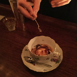 カフェ・鈴木 - 2016年5月中旬。ここでリキュールをたらり、と。