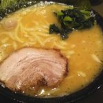 横浜家系ラーメン 駒大商店 - 【2016/5】ラーメン 650円