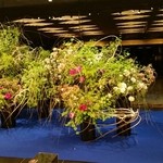 渡風亭 - 目黒雅叙園入り口の活花