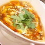 四川料理 蜀彩 - 酸辣湯。