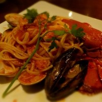 Terrace Dining TANGO - カナダ産オマール海老と魚介のペスカトーレ リングイネ