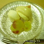 桜田 - いちじくとぶどう　絶品ゴマソース