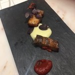 クイントカント - 豚　パプリカンドゥイヤ