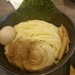 麺屋 赤橙 江南店 - つけ麺(特盛)の麺  