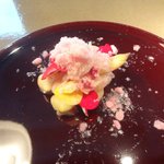 アミューズ（紫アスパラと甘エビ）