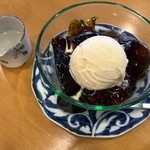 堀口珈琲 狛江店 - コーヒーゼリーのバニラアイスのせ