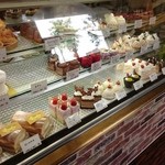 ミル アベイユ - 2016年5月のショーケース内