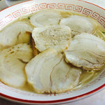 ラーメン六助 - チャーシュー麺