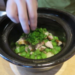 寛幸 - 28年5月　名古屋コーチンとスナップエンドウ炊込み御飯　木の芽を入れて