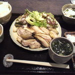 和食とうつわカフェ 豊島食堂 - 淡路島北さんの地鶏もも肉のステーキ1280円