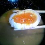 アメ横家 - 味玉　断面ショー