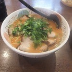 にんにくラーメン 幸ちゃん - 赤みそチャーシューメン