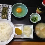 ドライブインみちしお - 玉子かけごはん定食　380円