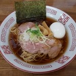 きくや - 201605日本一醤油＜岡直三郎商店＞を使った中華そば\750・桂ファーム 味付煮玉子\100