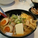 Tonta - よくばり味噌ラーメン