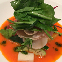 海鮮フランス料理 和楽 - オシャレ
                普段中々食べない色！