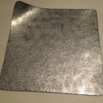 Kofuku - 折り曲げられる錫製の皿