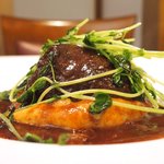 ラ・マティエール - ランチコース 5108円 の黒毛和牛のホホ肉の赤ワイン煮込み