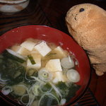 とんかつよしえ - 味噌汁も美味♪