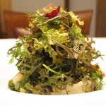 ラ・マティエール - ランチコース 5108円 の海の幸のタルタルサラダ、アンチョビ風味
