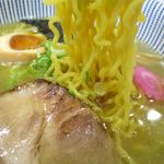 味の鈴蘭 - 塩らーめんの麺