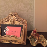 DECARY - 