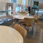 カフェ ド ガロ - [内観] 店内 テーブル席 ①