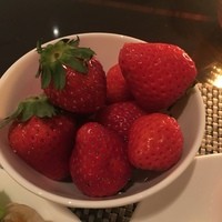 ロビーラウンジ 「マーブルラウンジ」 ヒルトン東京 - [1巡目]フレッシュストロベリー
                  ストロベリーディナービッフェ
                  ¥5000(税•サ抜)
                  